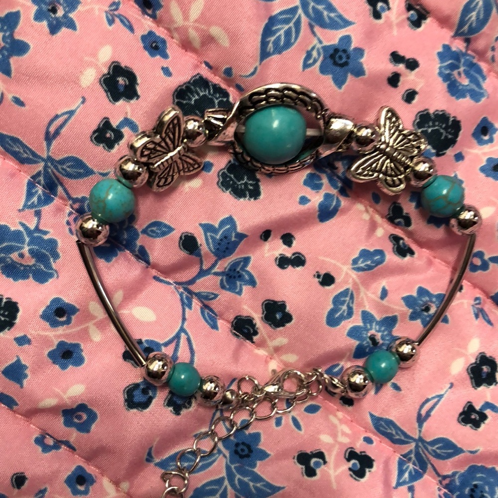 Bracelet